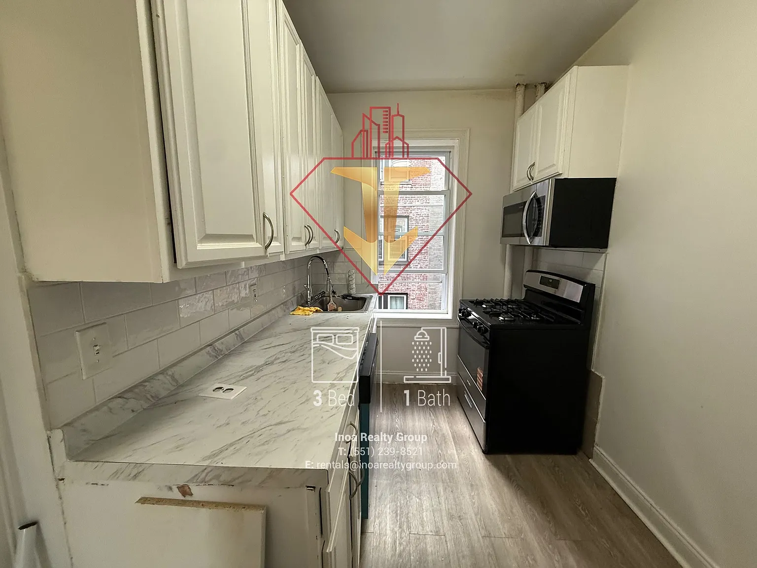 3 bed, $2,375 — Photo 1