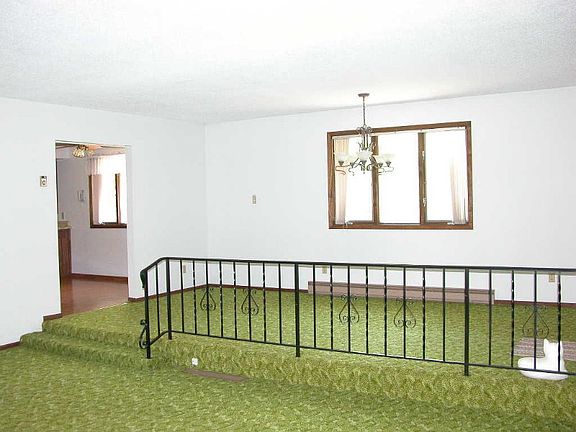 4th image of 23183 County Road Y