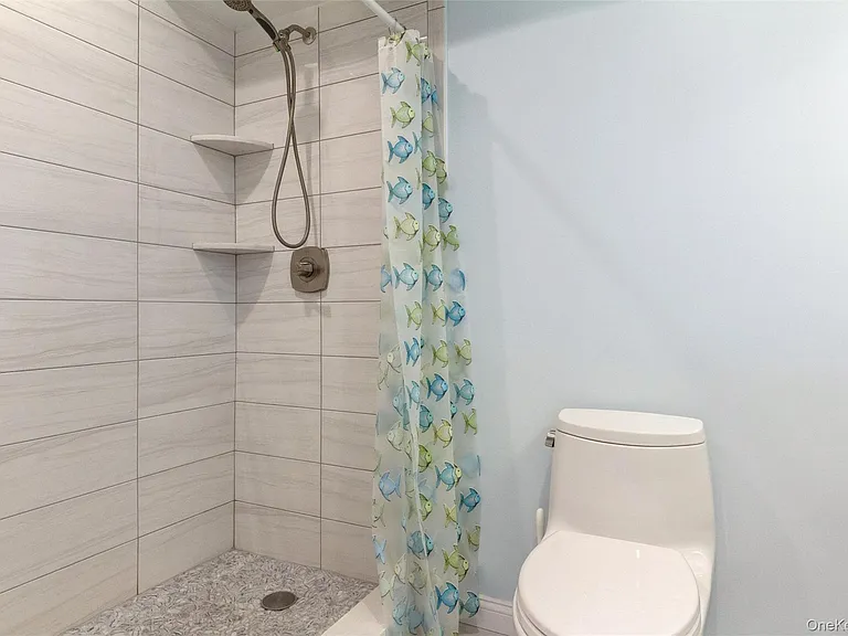 830 Shore Rd #4a & 4b — Photo 32