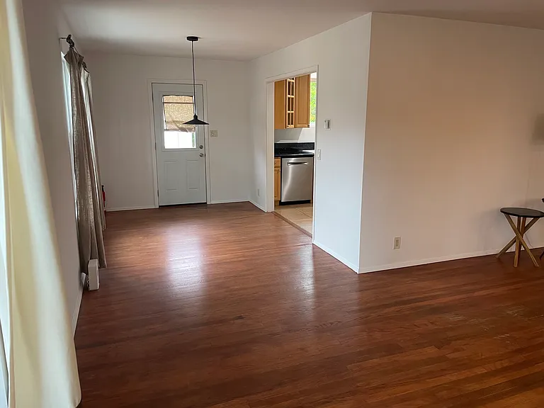 6136 Oliva Ave — Photo 8