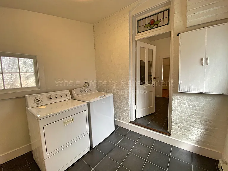 715 Elati St — Photo 24