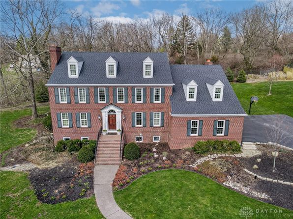 533 Lockerbie Ln, Dayton, OH 45429