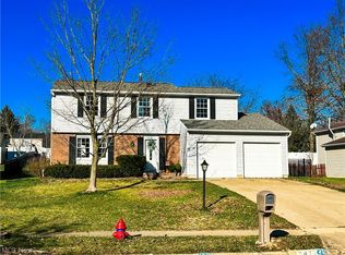 2877 E Celeste View Dr, Stow, OH 44224