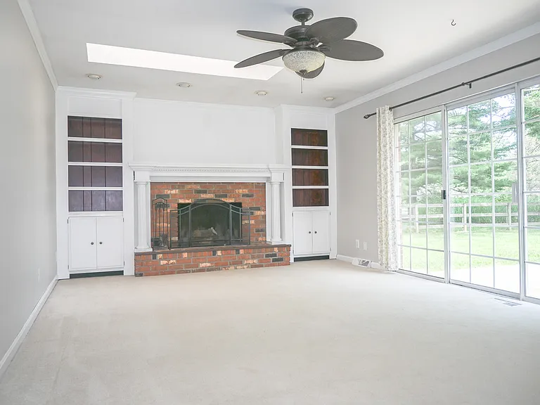 8152 Traverse Ct — Photo 34