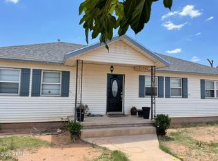 2241 E 20th St, Douglas, AZ 85607