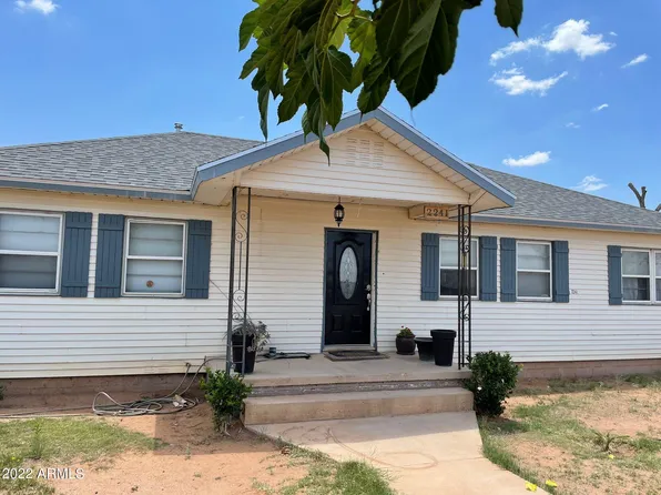 2241 E 20th Street, Douglas, AZ 85607