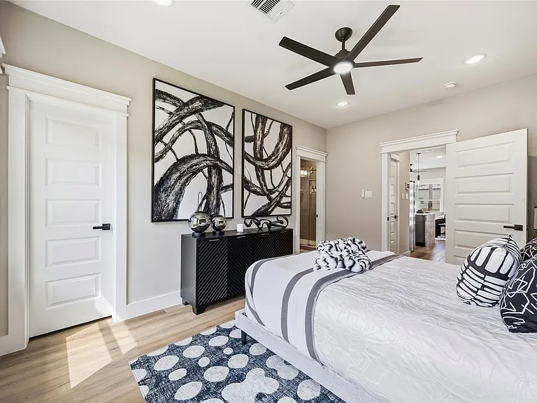 4624 Mayflower St #B — Photo 23