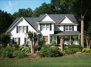 141 Crosswinds St, Greer, SC 29650