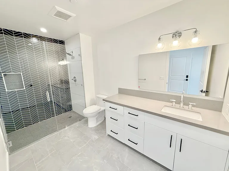 11500 Culver Blvd — Photo 9