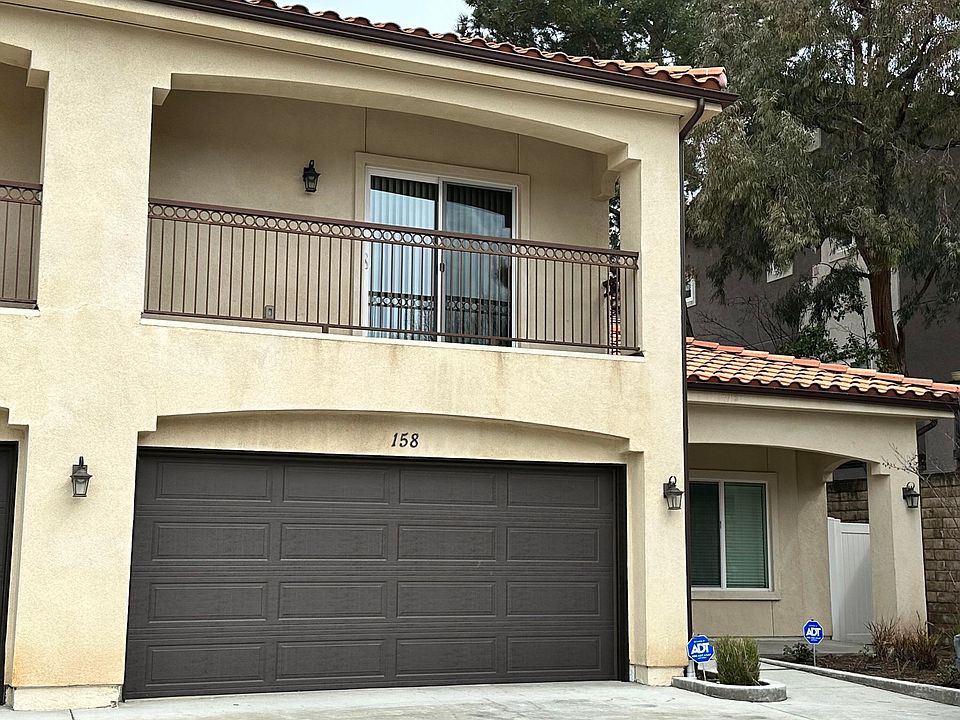 1st image of 158 Sunset Dr