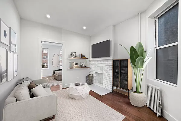 Rented by Compass | media 11