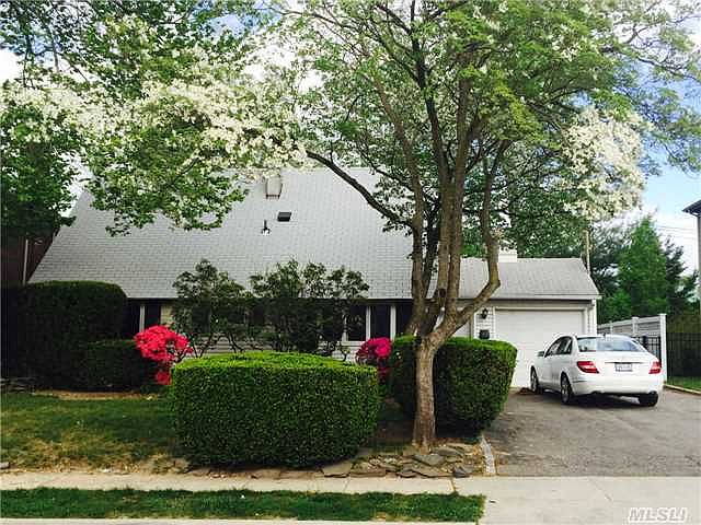 1st image of 231 Lawrence Ln