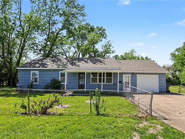 1037 S Brockway St, Olathe, KS 66061