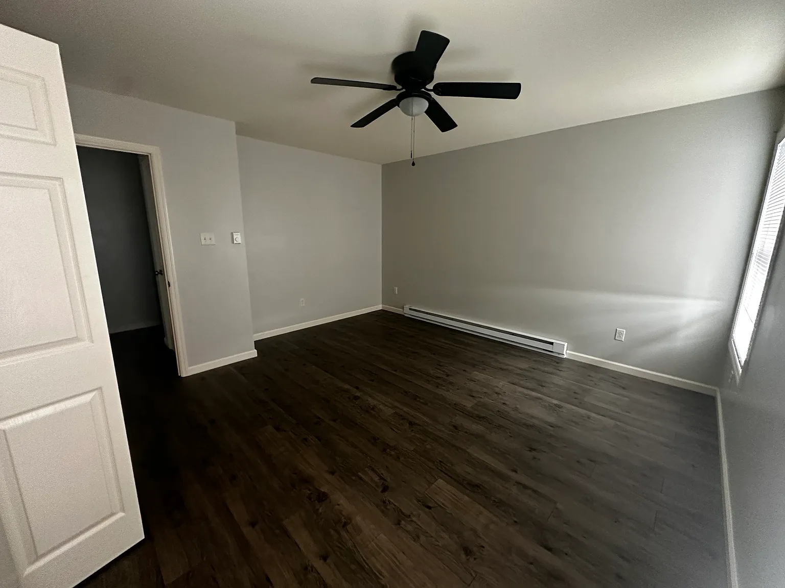 2 bed, 1.5 bath, 1100 sqft, $1,295 — Photo 3