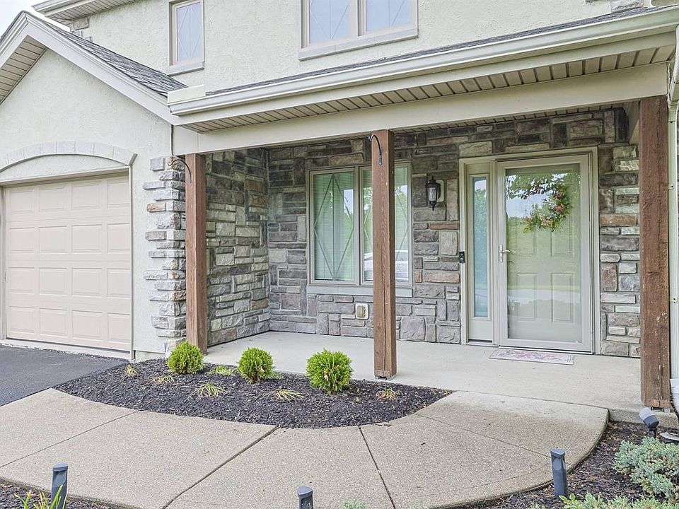 1st image of 206 Edinburgh Ln