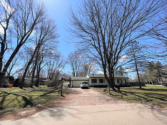 4th image of 21199 Flanders St