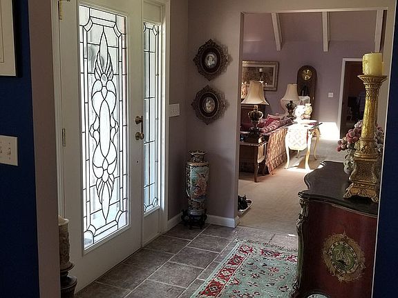 Front entrance foyer
