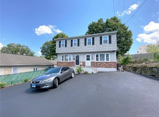 4 Hill St, Norwalk, CT 06850
