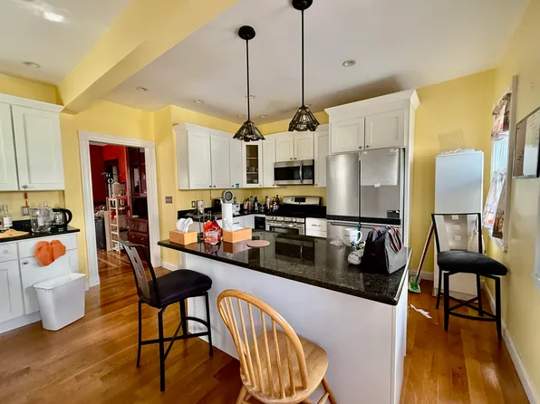 29 Bromfield Rd #2, Somerville, MA 02144