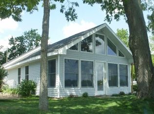 51681 E County Line Rd, Middlebury, IN 46540