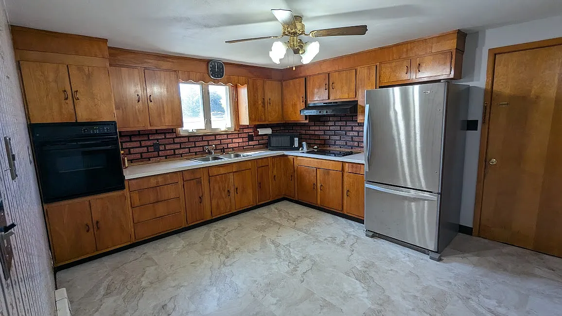 2 bed, 900 sqft, $1,400 — Photo 1