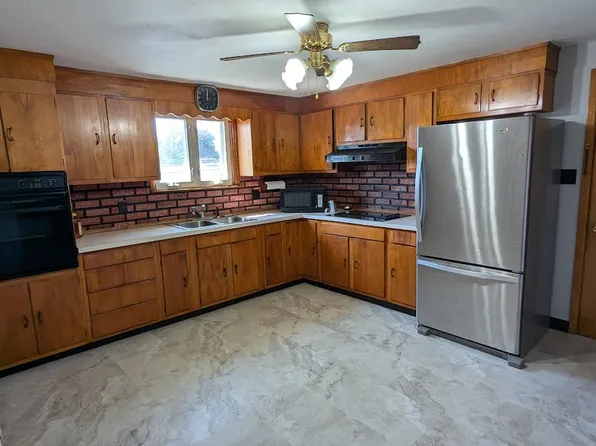 1811 Girard St, Utica, NY