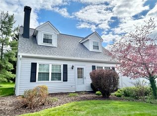 8758 Eastbrook Cir, Chagrin Falls, OH 44023