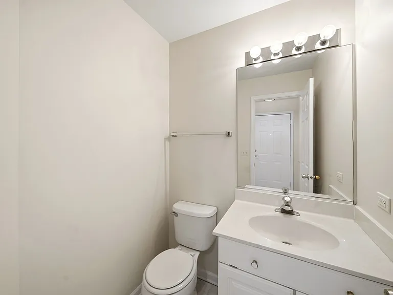 1329 Newport St — Photo 6