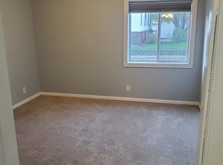 1051 Minnehaha Ave E APT 1, Saint Paul, MN 55106