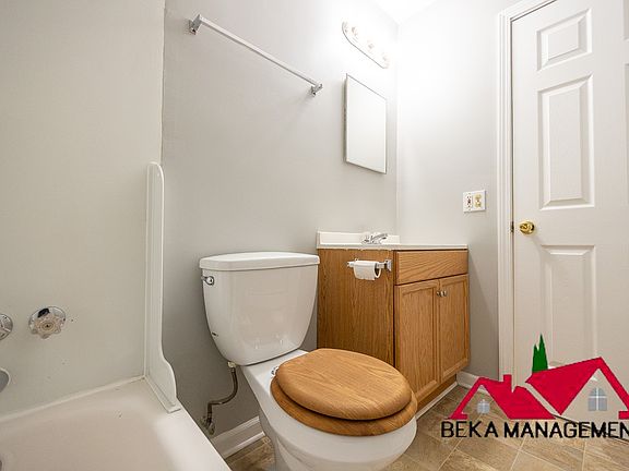 5th image of 30788 Krauter St APT 1