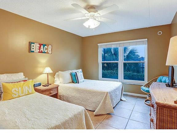 5th image of 3420 S Fletcher Ave APT 101