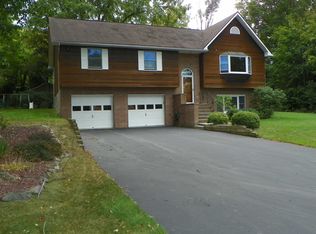 4 Fun Pl, Beacon, NY 12508