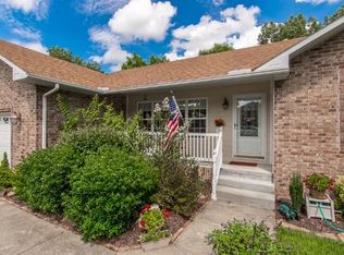 140 Alysse Ln, Hollister, MO 65672