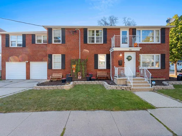 202 S Oakland Ave, Green Bay, WI 54303