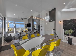 2089 Stonefield Ln, Santa Rosa, CA 95403