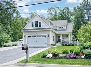 28 Elmwood Ave, Scarborough, ME 04074