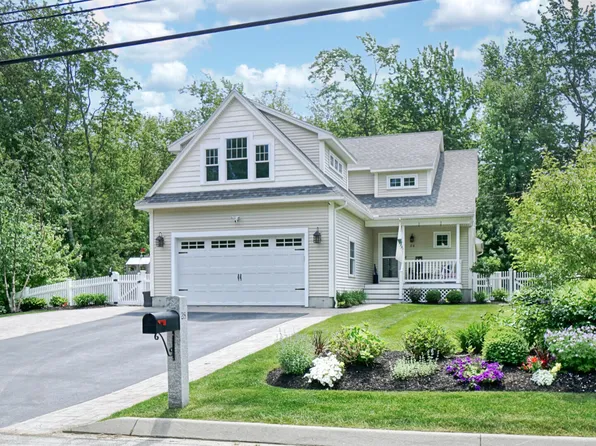 28 Elmwood Avenue, Scarborough, ME 04074
