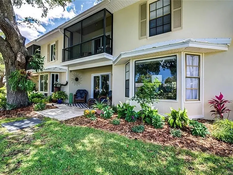 1286 N Seagull Point — Photo 7