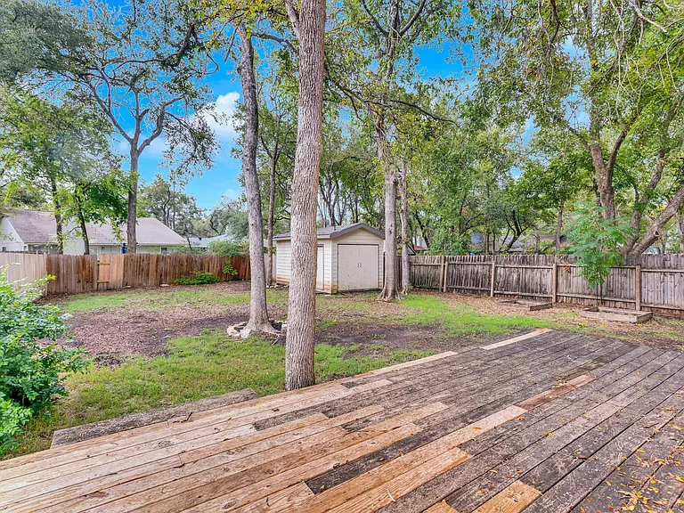 9706 Moorberry St — Photo 20