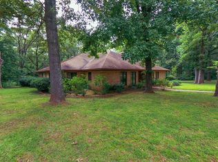 18 Anderson Dr, Palestine, TX 75801