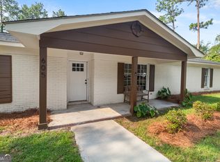 605 Honeysuckle Ln, Statesboro, GA 30458