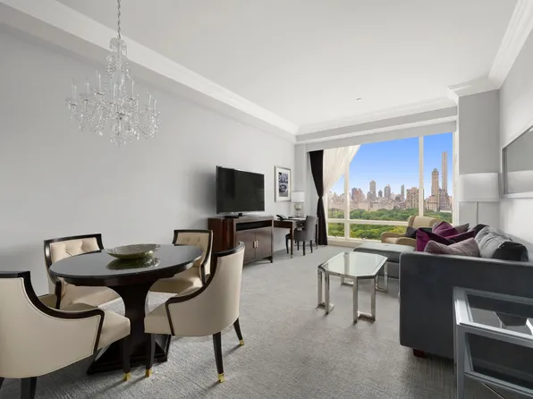 1 Central Park West image 2 of 14