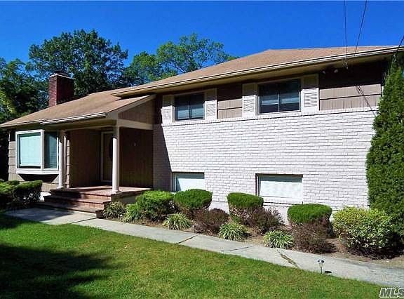 3rd image of 1 Dogwood Ct
