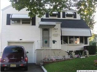 19 Gardner Pl, Parlin, NJ 08859