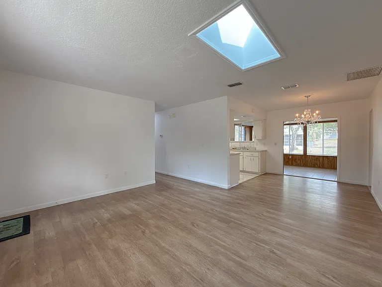 8942 SW 109th Ln — Photo 6