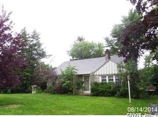 201 Falstaff Rd, Syracuse, NY 13214