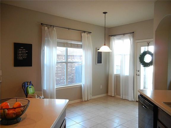 5th image of 14704 Eaglemont Dr