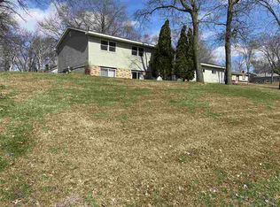 2405 Craig Ct, Onalaska, WI 54650