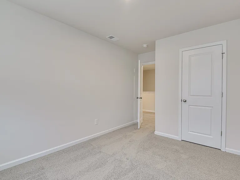 208 Barracks Rd — Photo 17