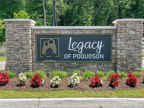 114 Legacy Blvd, Poquoson, VA 23662